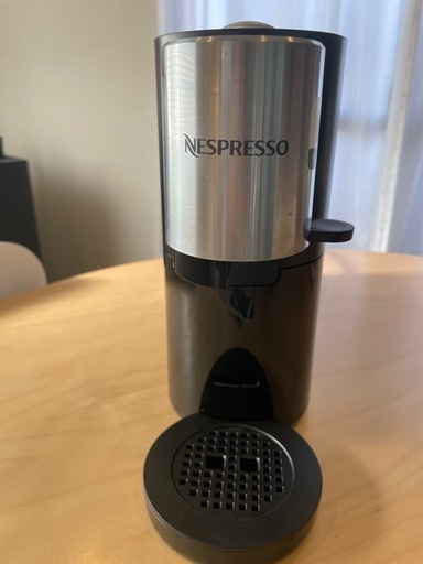 ネスプレッソアトリエ　50杯分カプセル付き　コーヒーメーカー