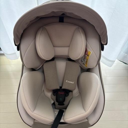 コンビ チャイルドシート　クルムーヴ スマート ISOFIX エッグショック tete a tete