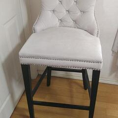 エレガントな椅子