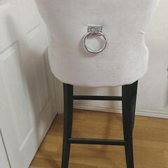 エレガントな椅子