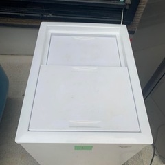 2022年  三ツ星貿易 冷凍庫 ストッカー KF-58SL 58L 業務用