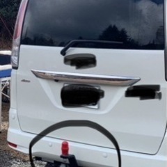 c26 セレナ　ヒッチメンバー