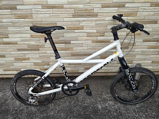 中古ミニベロ自転車 キャノンデール 8段変速 375MM 軽整備済み 防犯登録対応 町田市 相模原市 MM334