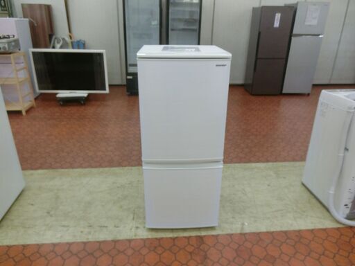 ID 197145  冷蔵庫２ドア　137L　シャープ　２０１９年　SJ-D14E-W