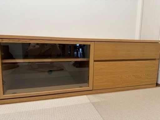 テレビボード
