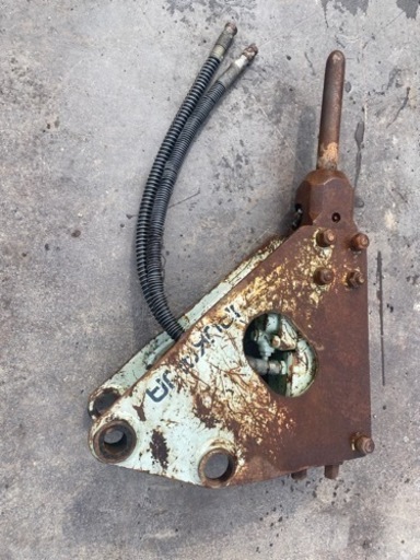 古川ブレーカー ユンボ アタッチメント ピン径30mm 茨城県境町発