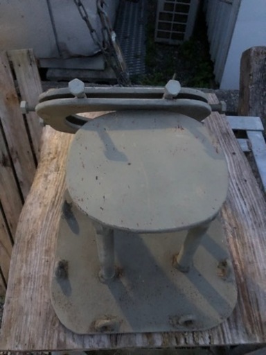 三線の皮貼り機