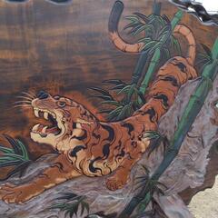 木彫り虎のついたて