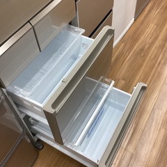 取りに来られる方限定！！Panasonic 2018年製　5ドア冷蔵庫