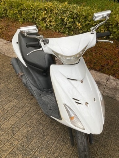 スズキアドレス V125S 白 実働車