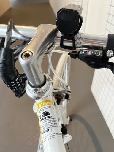 8/4までの販売!!> [引渡希望] FUJI Ballad XXS 白 クロスバイク 自転車