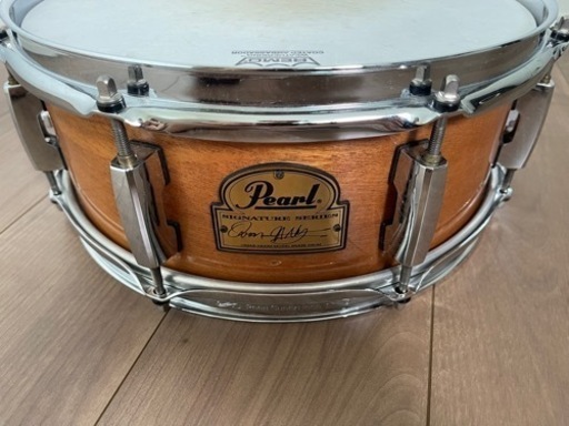 スネアドラム　Pearl  オマーハキムモデル13インチ