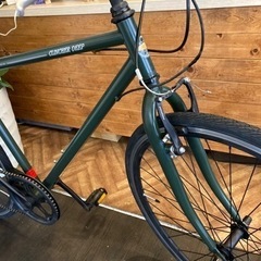 【前後タイヤ・チューブ新品！】6段変速　700×28cクロスバイク　モスグリーン