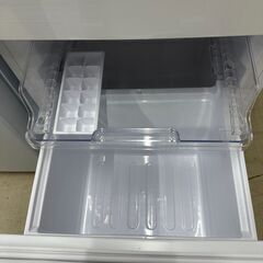 ジモティ来店特価!!　　冷蔵庫　シャープ　SJ-D18G　2021　　J-0743