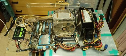ゲーミングPC　パソコンパーツ類