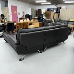 【美品‼️】定価169,900円♪ ニトリ 240cm幅3人掛けカウチソファ 本革製ダークブラウン♪ 美品‼️】定価169,900円♪ ニトリ 240cm幅3人掛けカウチソファ 本