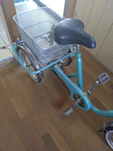三輪自転車