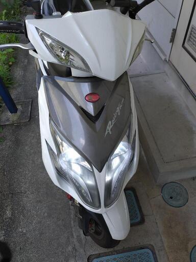 キムコバイクレーシングキング180FIです。