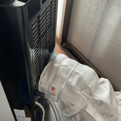 【美品】IPP-2222g アイリスオーヤマ スポットクーラー ポータブルクーラー 工事不要 4.5～7畳対応 エアコン 2022年製 除湿機 除湿器 キャンプ