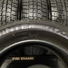DUNLOP WINTER MAXX WM02 215/60R17 17インチ スタッドレス 4本 21年製 バリ溝 アルファード ヴェルファイア等　(MTC560MY) クレジットカード QRコード決済可能