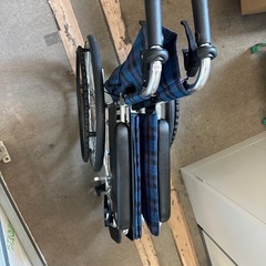 実売3万　未使用　パンクしない 軽量車いす　マキテック 