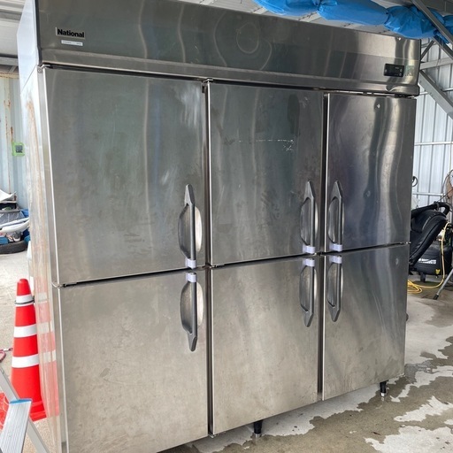 業務用　大型冷蔵庫