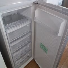 ★ジモティ割あり★ MITSUBISHI 冷凍庫 121L 20年製 動作確認／クリーニング済み TK2660