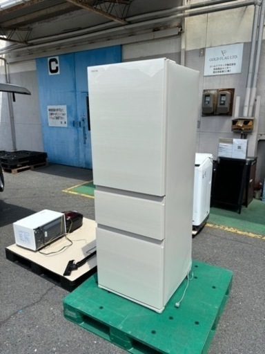 東芝　TOSHIBA ノンフロン冷蔵庫　GR-U36SV 2023年