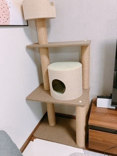 美品 キャットタワー