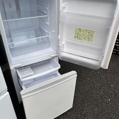 ▼値下げ▼冷蔵庫 シャープ  SJ-14E5 2018年 137L キッチン家電 れいぞうこ【安心の3ヶ月保証★送料に設置込】💳自社配送時🌟代引き可💳※現金、クレジット、スマホ決済対応※