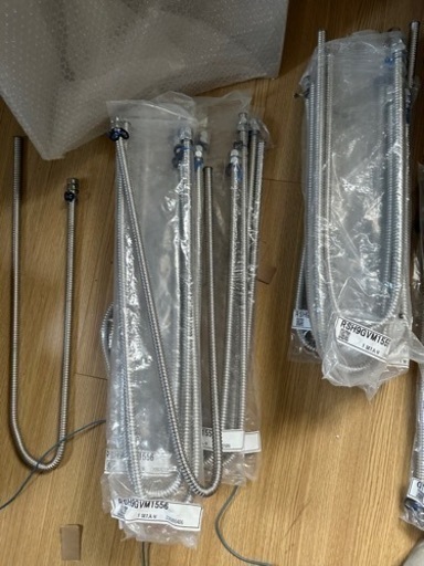 フレキパイプ　フレキ管　倉庫保存未使用品