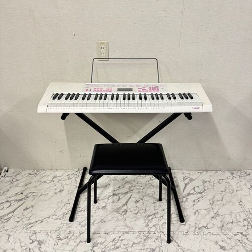 18890  CASIO 光ナビゲーション　キーボード　電子キーボード   ◆大阪市内・東大阪市他 6,000円以上ご購入で無料配達いたします！◆ ※京都・高槻・枚方方面◆神戸・西宮・尼崎方面◆生駒方面、大阪南部方面　それぞれ条件付き無料配送あり！