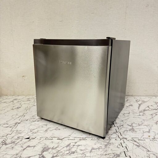 18881  Hisense 一人暮らし　1D冷蔵庫 2023年製 45L ◆大阪市内・東大阪市他 6,000円以上ご購入で無料配達いたします！◆ ※京都・高槻・枚方方面◆神戸・西宮・尼崎方面◆生駒方面、大阪南部方面　それぞれ条件付き無料配送あり！
