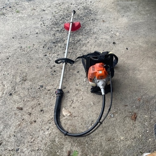 ゼノア背負い式草刈り機Tk2600EZ.26cc中古品決まりました