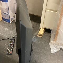 ☆中古￥11,800！SHARP　32インチ液晶テレビ　家電　2016年製　LC-32H30型　【BG166】