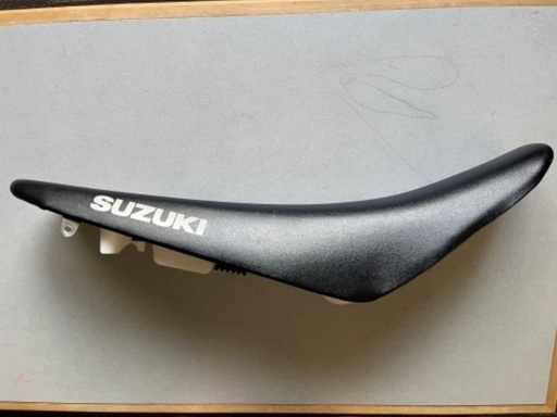 スズキ DR-Z400 ハイシート