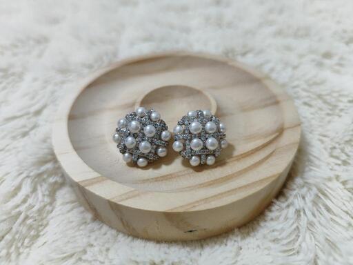 本真珠　パール　ピアス　イヤリング　新品