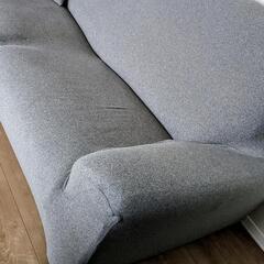糸島市　ニトリ　三人掛けソファー　グレー
