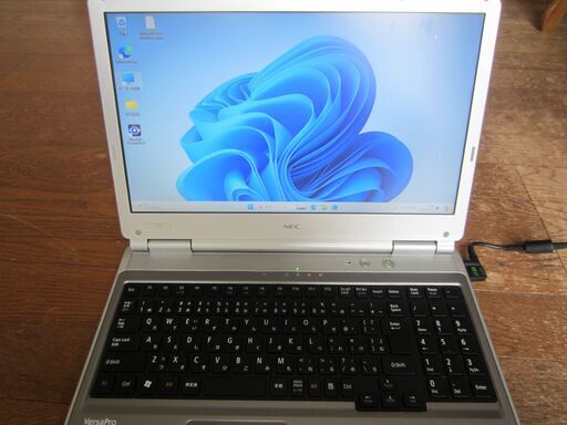 15.6型ノートPC　NEC Versa Pro VD-Eを売ります。