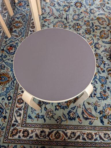 【短期使用の美品】Artek /　Stool 60 (スツール60)　スコープ別注 リノリウム　モーヴ　E60 4本脚