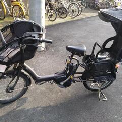 3人乗り電動ママチャリ譲ります(早い方にヘルメットのおまけを付けます) 3人乗りママチャリ譲ります(早い方にヘルメットのおまけを付けます)