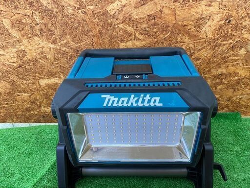 529 充電式スタンドライト makita マキタ ML008G 本体のみ 中古品