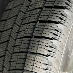 スタッドレスタイヤ4本セット215/65R16  　