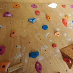 ボルダリングウォール