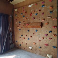 ボルダリングウォール