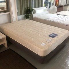 シモンズ　ダブルベッドセット