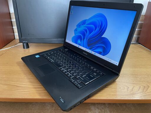 ノートパソコン TOSHIBA Dynabook Satellite B551/D