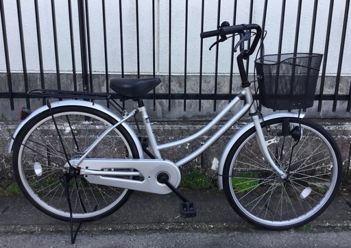 ＜整備済＞ママチャリ自転車・24インチ・シングルギア・変速なし・シルバー 新品鍵付・お掃除済みで綺麗です