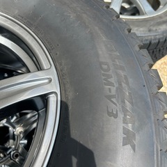 最終価格！実走行2000キロ倉庫保管ハイラックススタッドレスセット