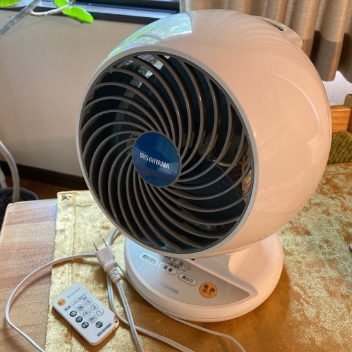 アイリスオーヤマ　リモコン付き　サーキュレーター　扇風機　タイマー付き
